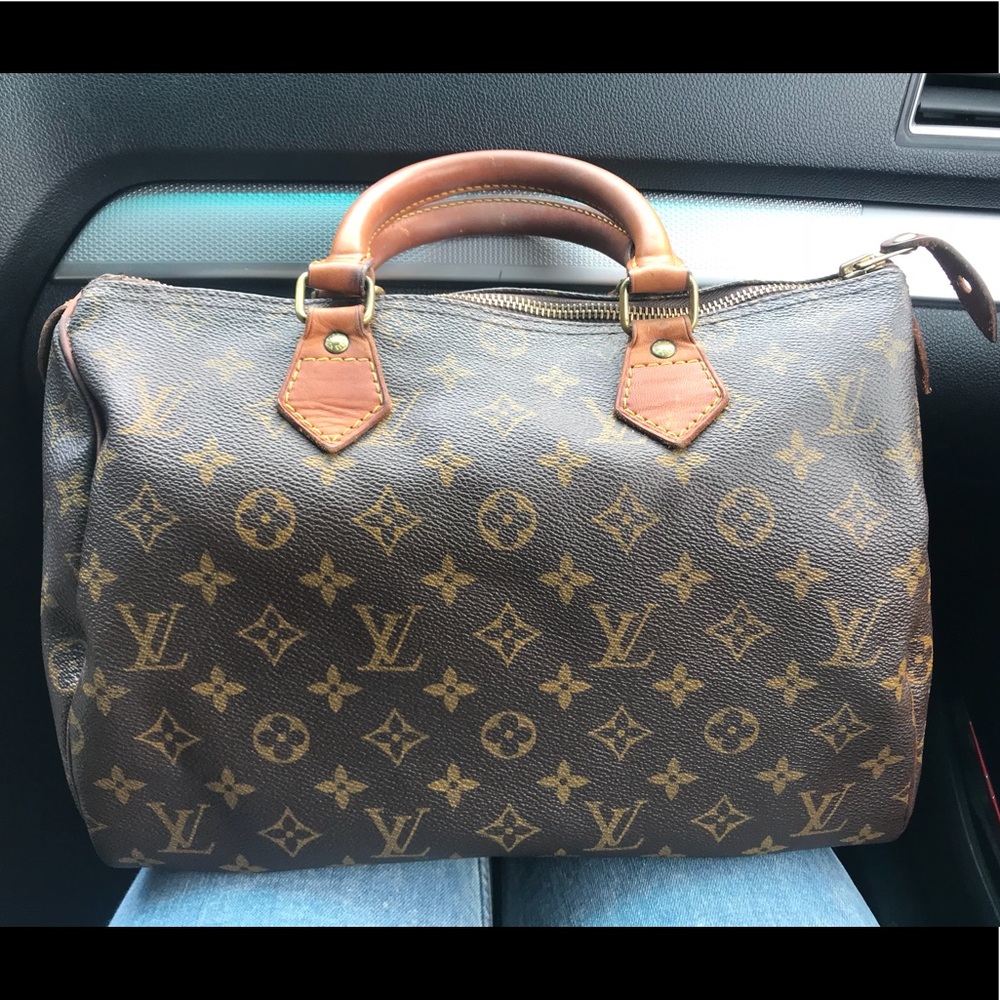 SOLD Vintage Louis Vuitton Speedy 30